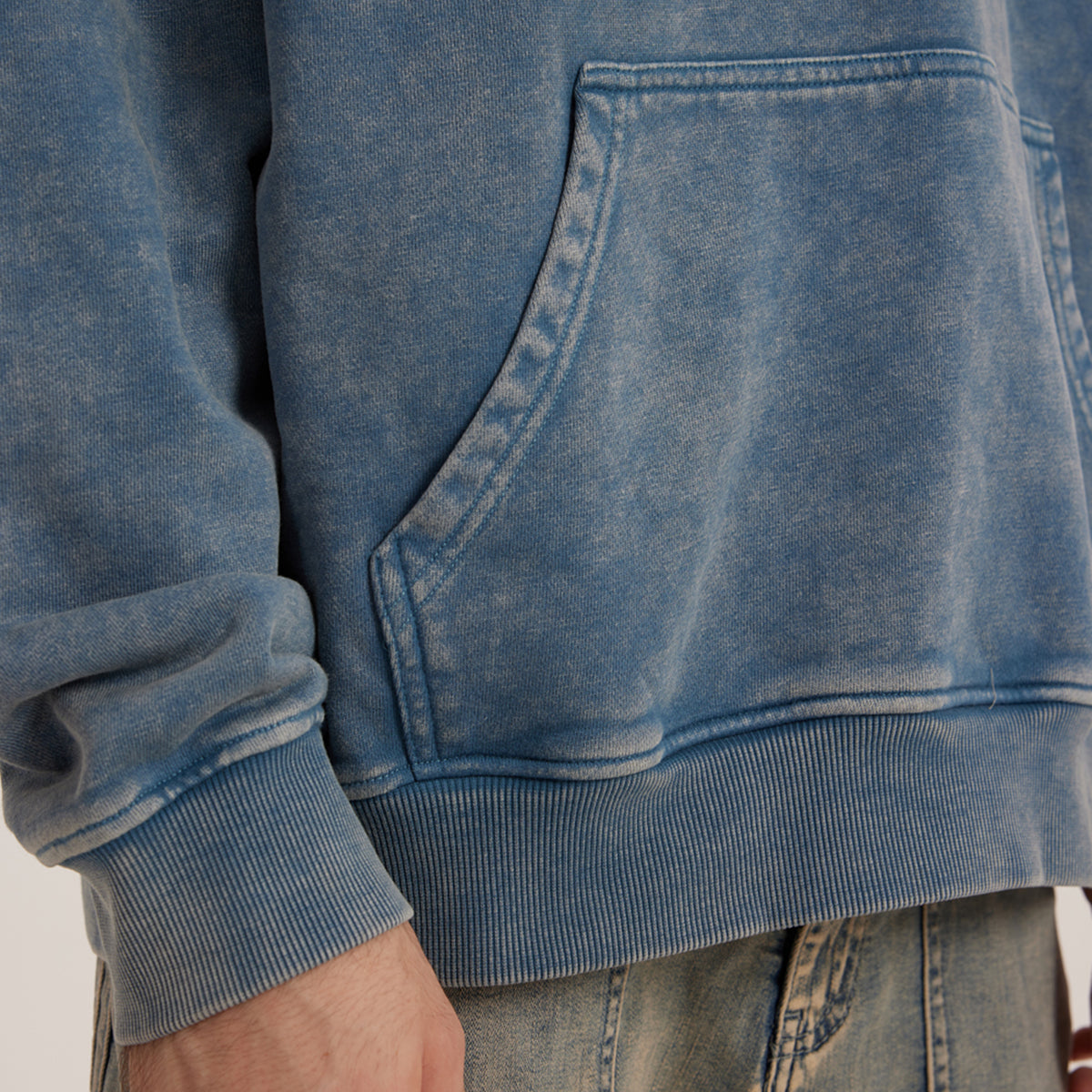 Bosnier Oversize-Hoodie mit Faded-Look